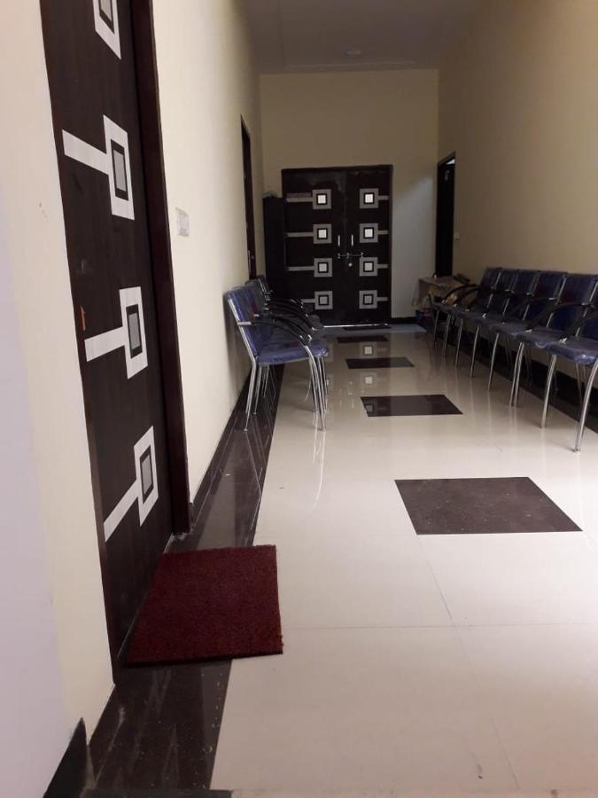 الشقق الفندقية نويدا الكبرىفي  Yog Bhawan المظهر الخارجي الصورة